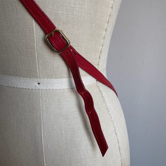 BOTTEGA GIOTTI Red Woven Crossbody Built-in-Wallet Bag - Picture 8 of 9